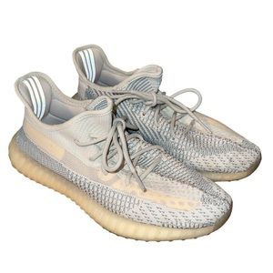 Yeezy 350 V2s Cloud White